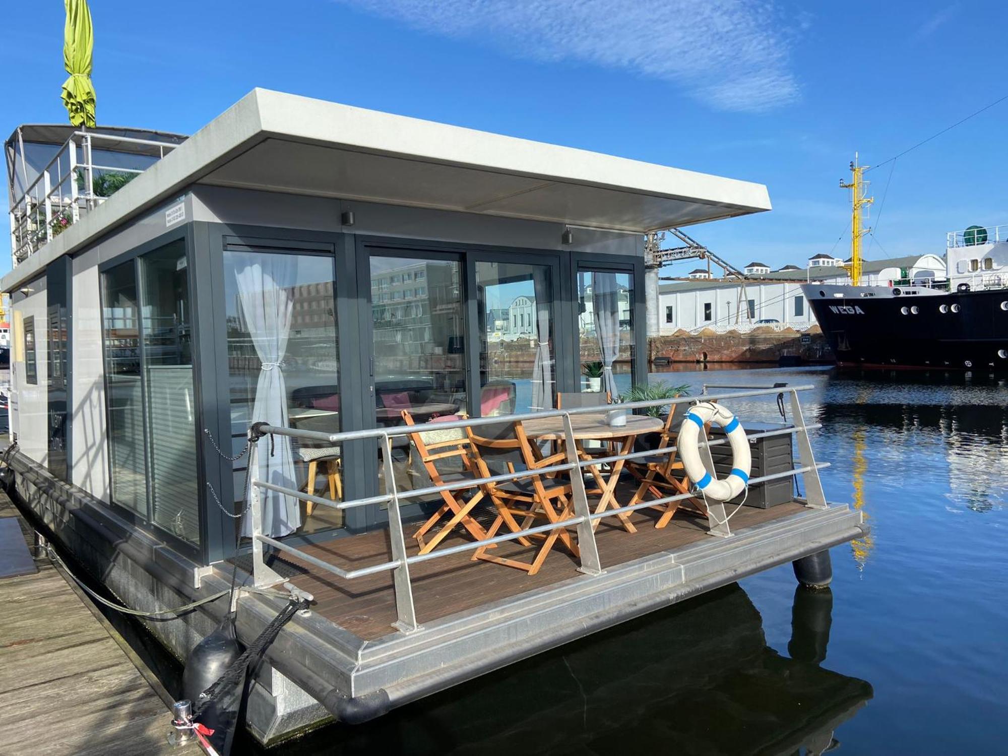 Hausboot Lobster Бремерхавен Екстериор снимка